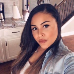 Meet your Posher, Lacey